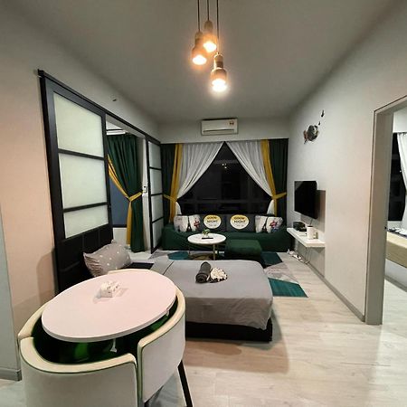 Mlh Designer Suites @ Jesselton Quay Citypads Кота Кинабалу Екстериор снимка