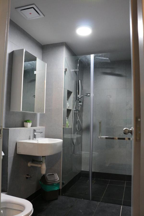 Mlh Designer Suites @ Jesselton Quay Citypads Кота Кинабалу Екстериор снимка