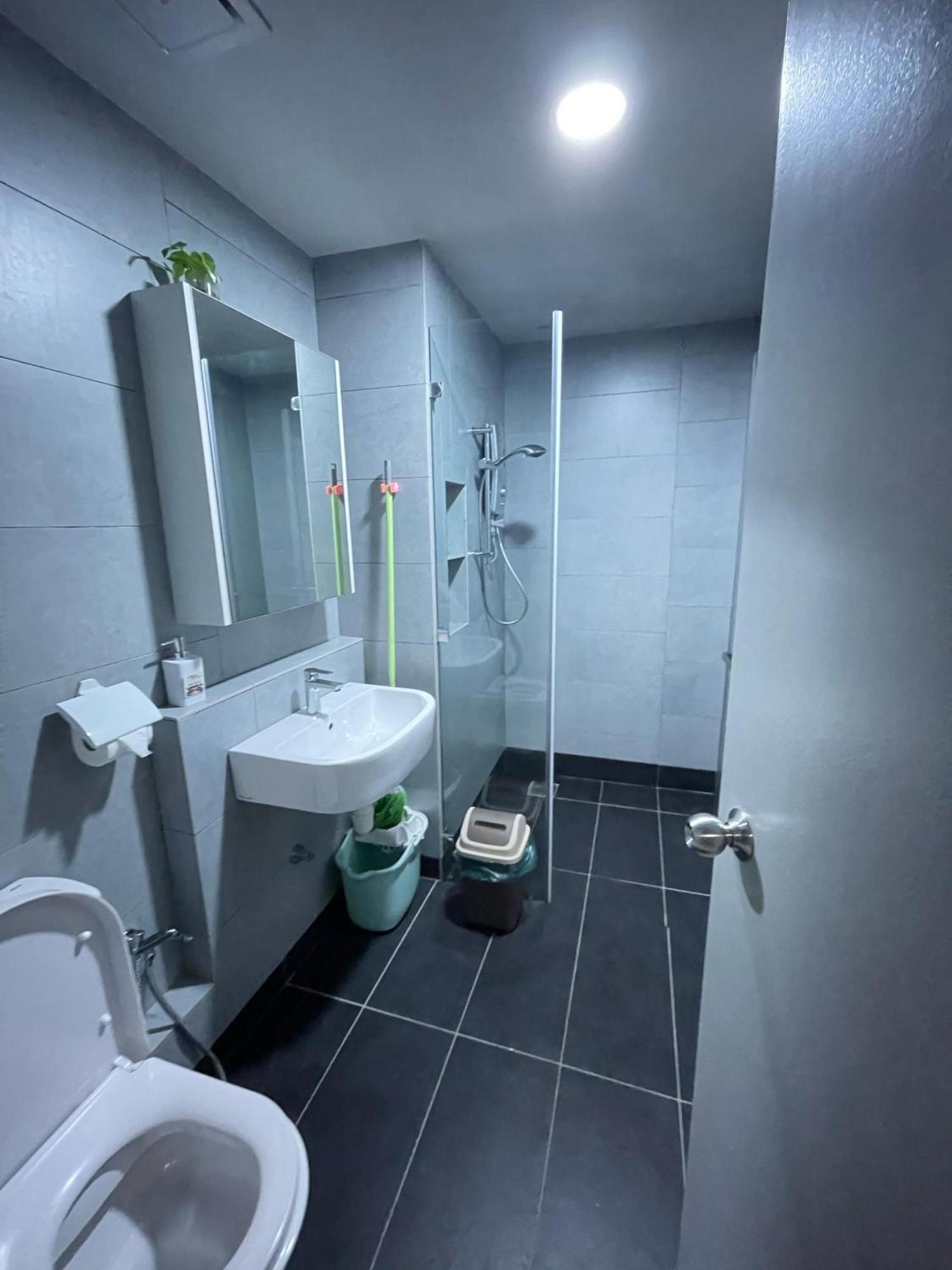 Mlh Designer Suites @ Jesselton Quay Citypads Кота Кинабалу Екстериор снимка